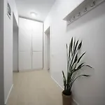 Vs * Bucureşti