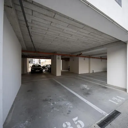 Apartment Vs Bukarest